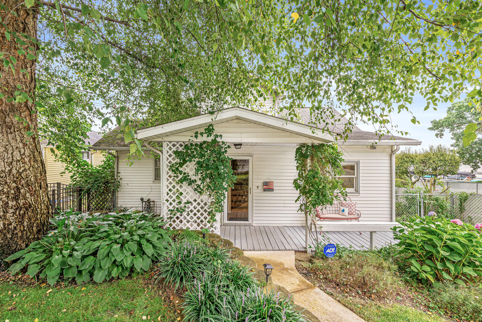 23806 S Shore Drive Edwardsburg MI 49112