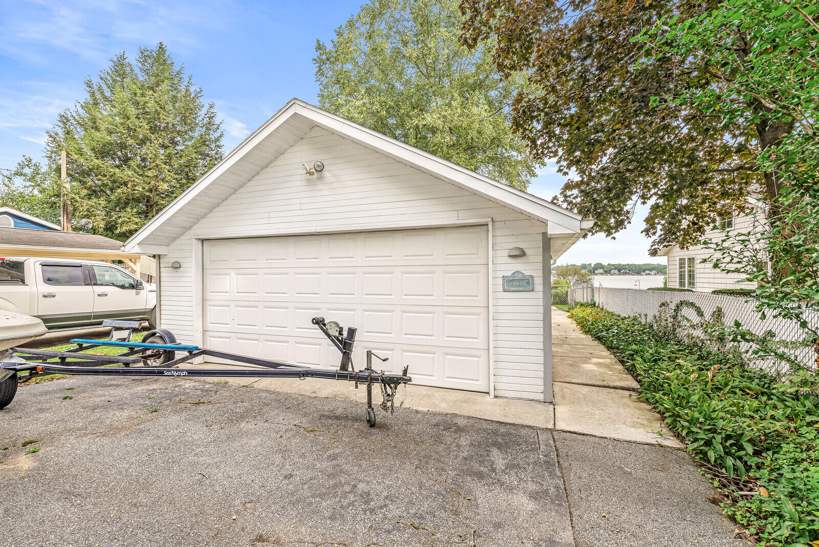 23806 S Shore Drive Edwardsburg MI 49112