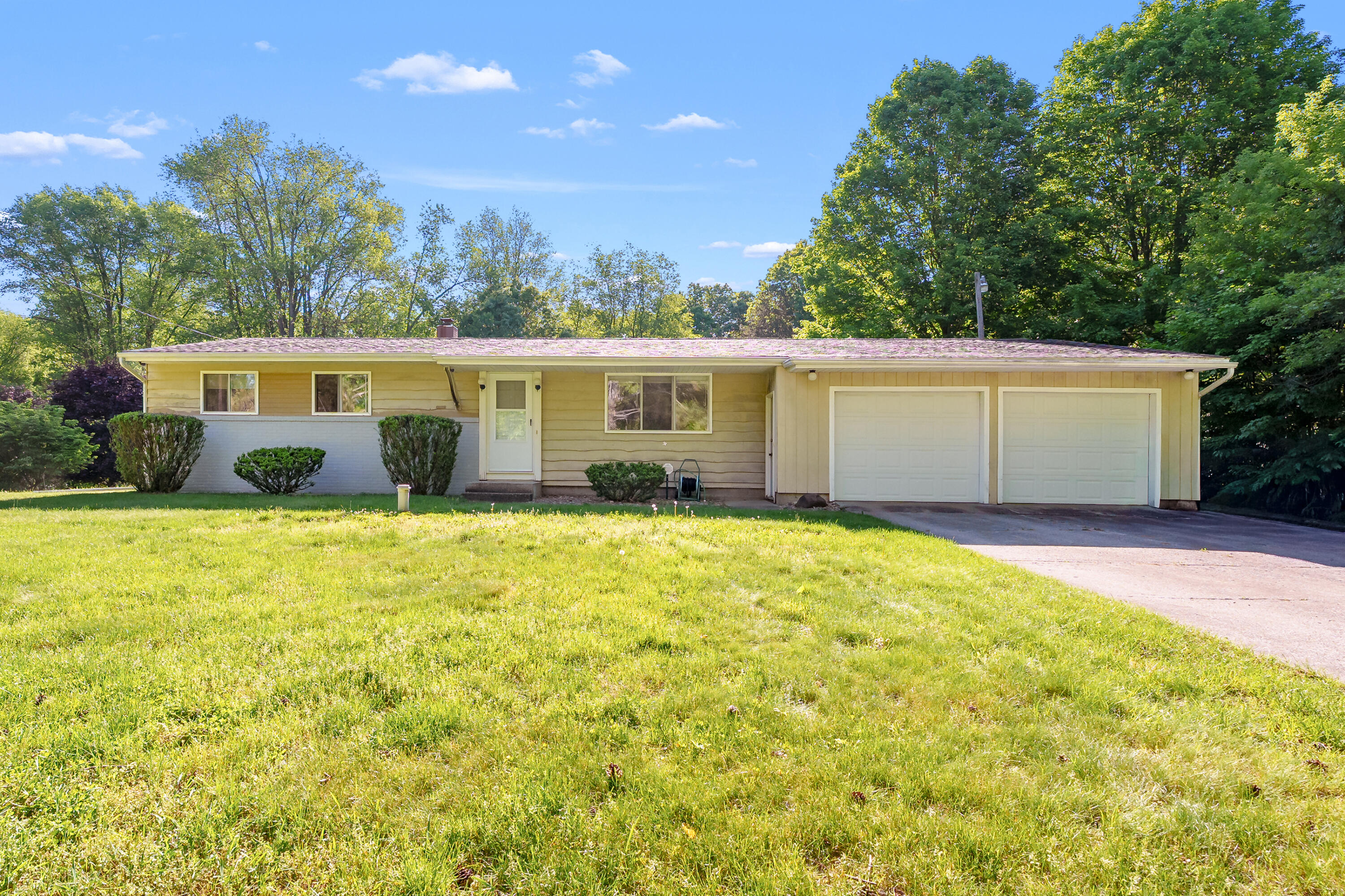 5943 S 6th Street Kalamazoo MI 49009