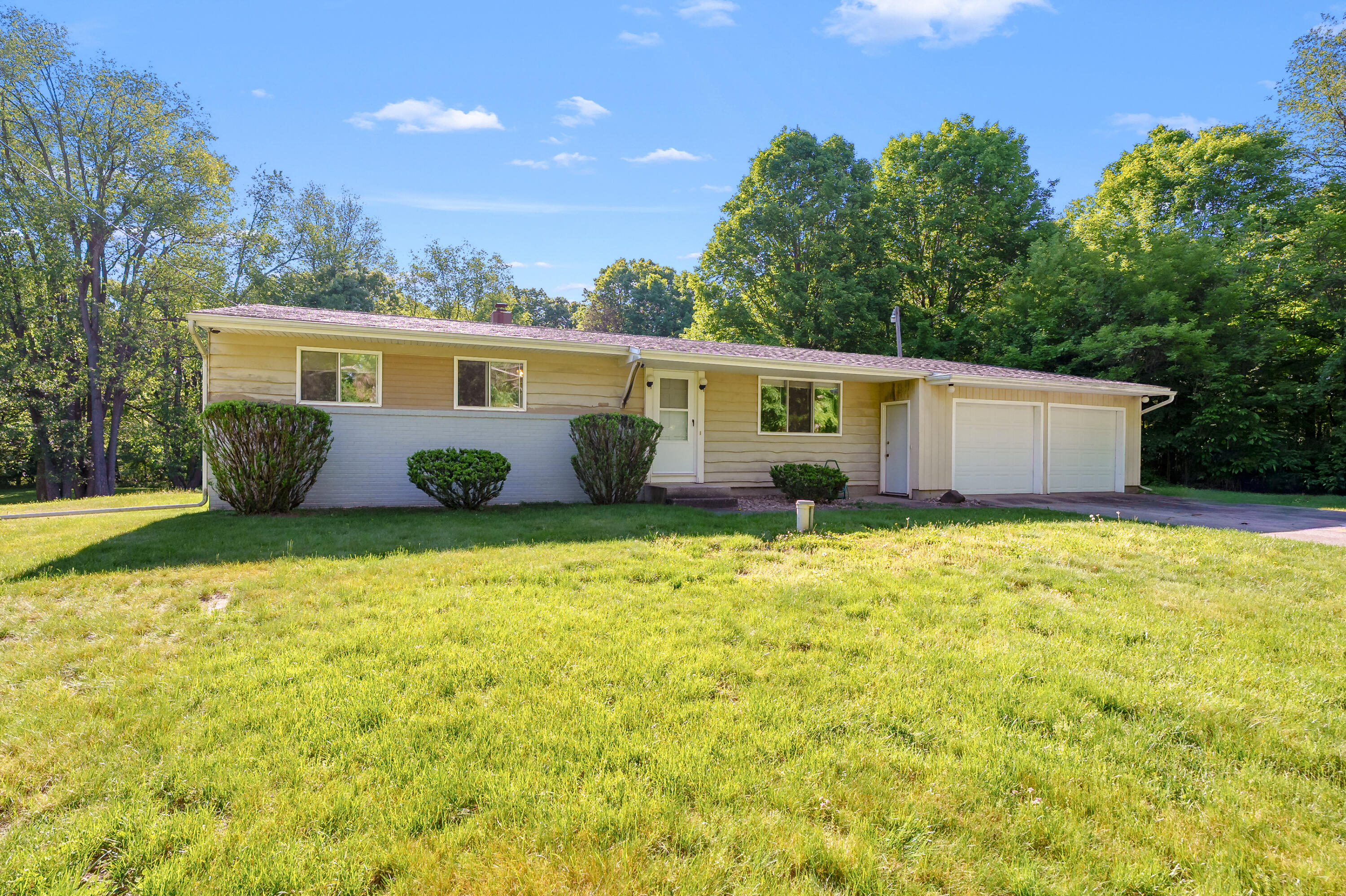 5943 S 6th Street Kalamazoo MI 49009