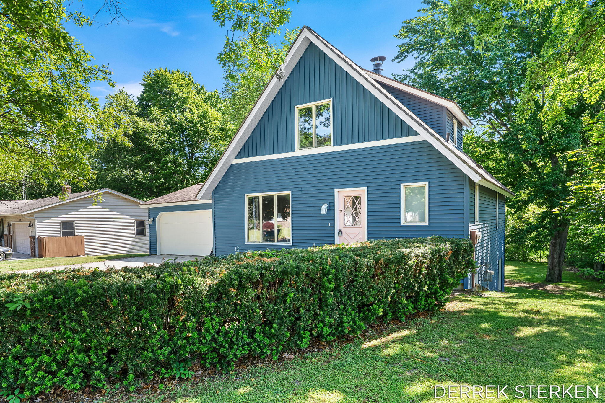 789 Shadybrook Drive Holland MI 49424