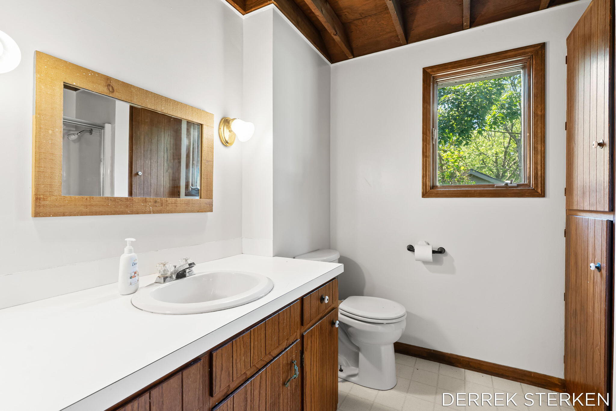 789 Shadybrook Drive Holland MI 49424