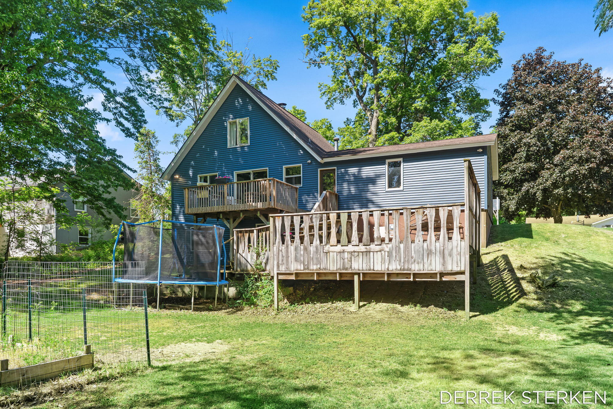 789 Shadybrook Drive Holland MI 49424