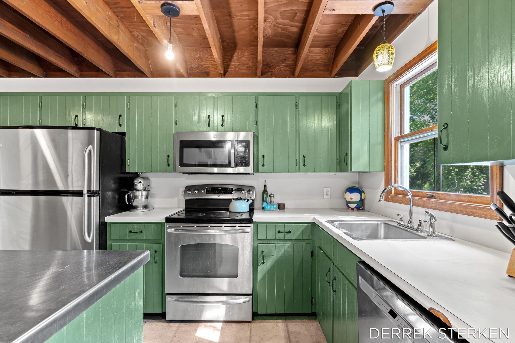 789 Shadybrook Drive Holland MI 49424