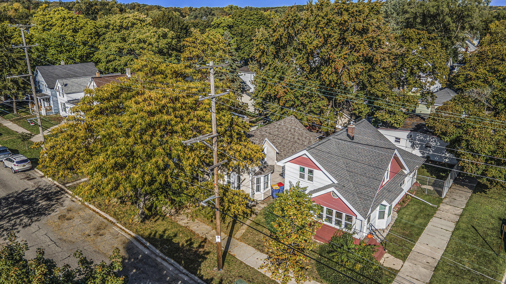 905 Courtney Street NW Grand Rapids MI 49504