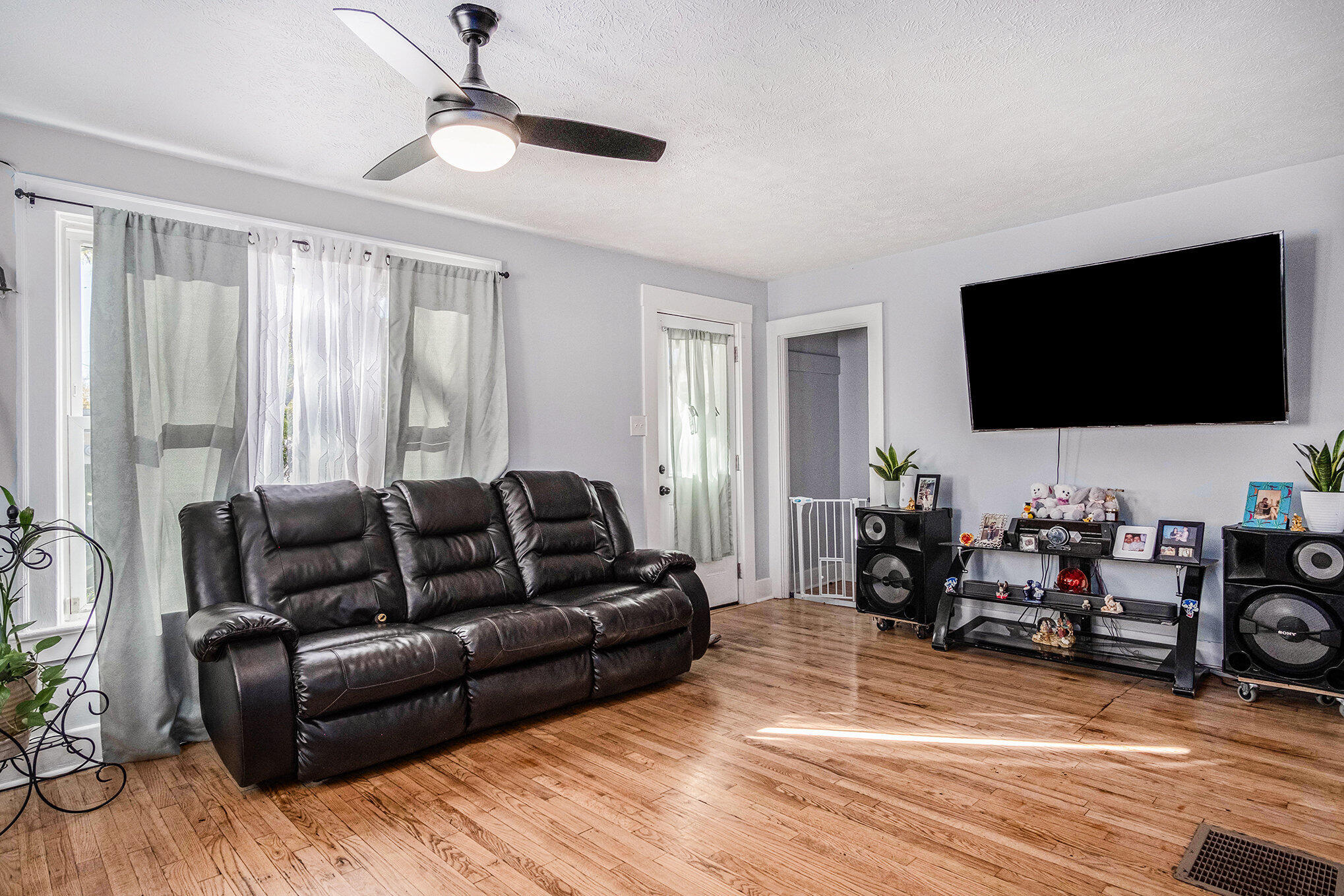 905 Courtney Street NW Grand Rapids MI 49504