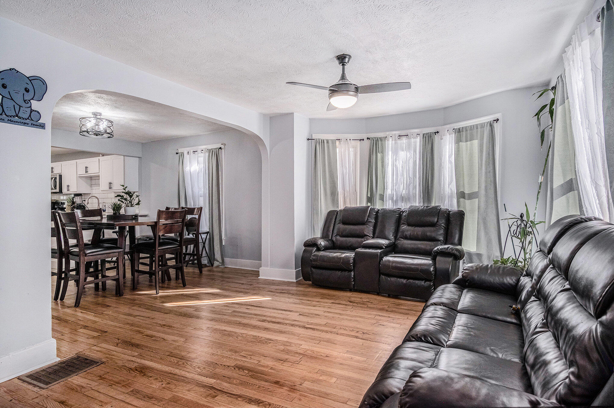 905 Courtney Street NW Grand Rapids MI 49504