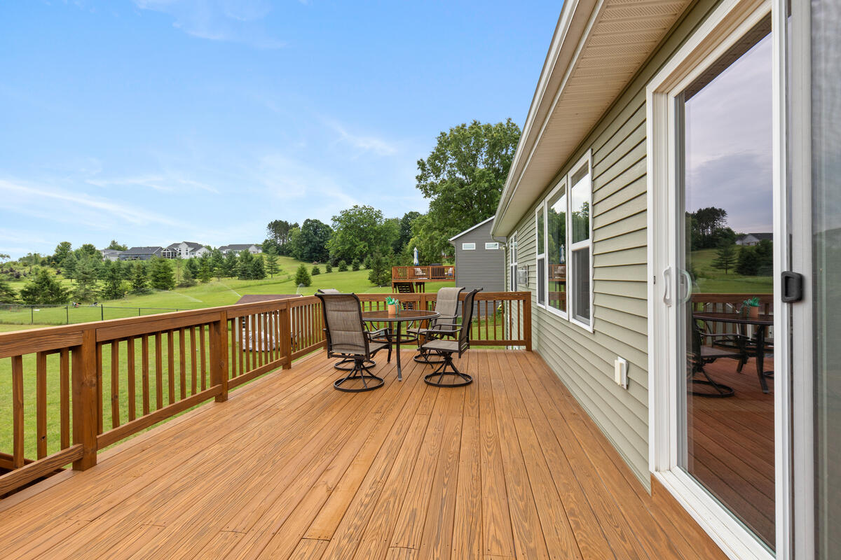 5832 Thornapple River Drive SE Grand Rapids MI 49512