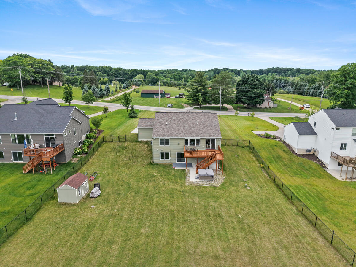 5832 Thornapple River Drive SE Grand Rapids MI 49512