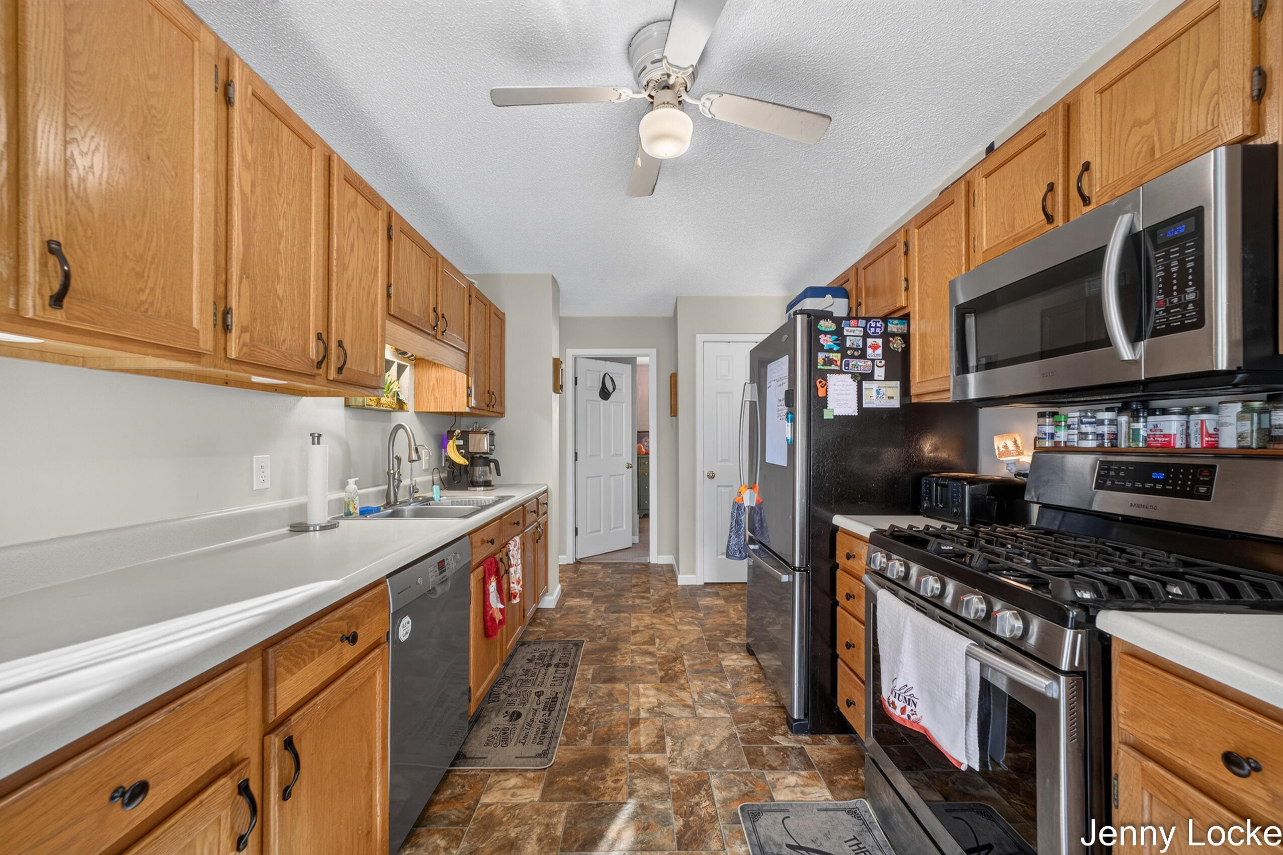 1081 Becker Road Muskegon MI 49445