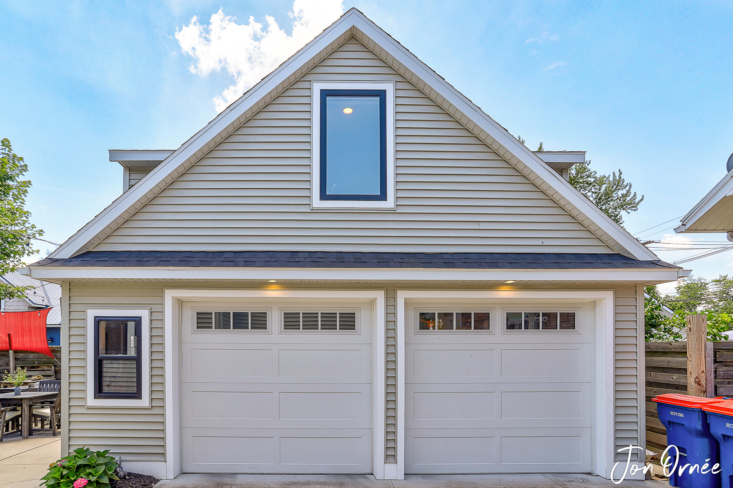 8 E Central Avenue Zeeland MI 49464