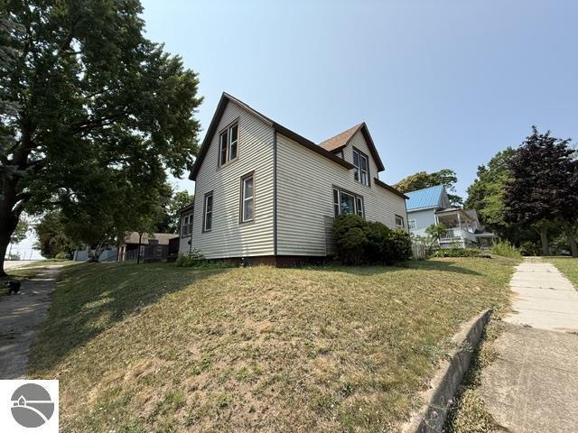 510 5th Street Ludington MI 49431
