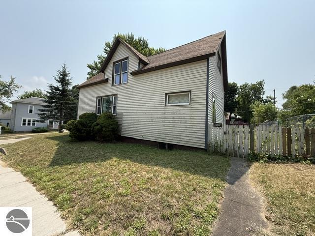 510 5th Street Ludington MI 49431