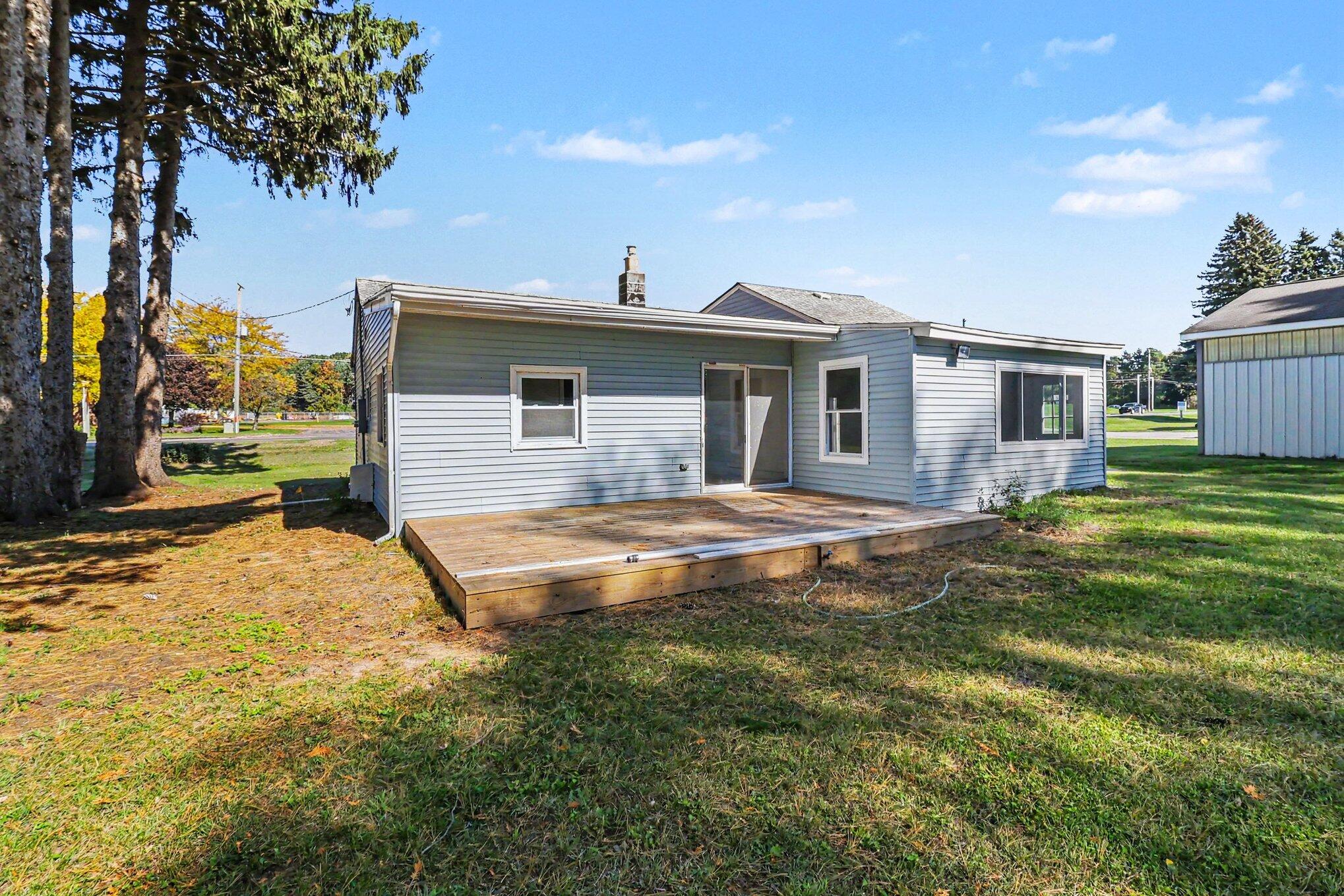 2207 W Us Highway 10 Ludington MI 49431