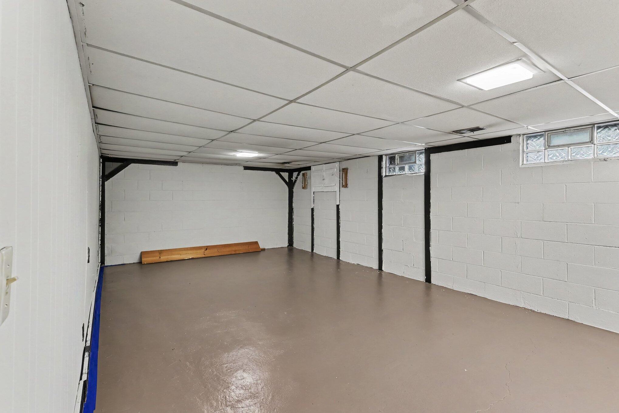 1461 Creston Street Muskegon MI 49442