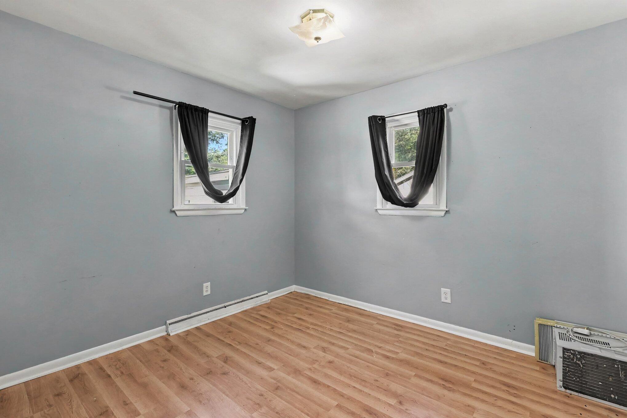 1461 Creston Street Muskegon MI 49442