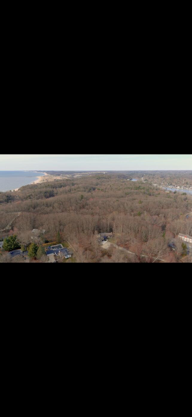 582 Campbell Road Saugatuck MI 49453