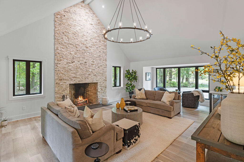 582 Campbell Road Saugatuck MI 49453