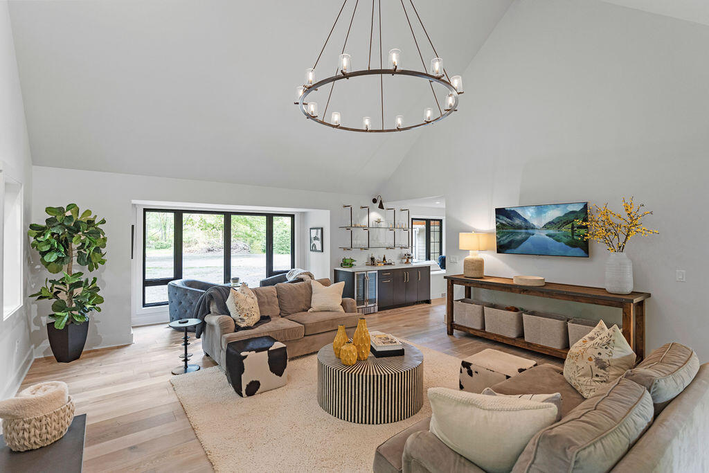 582 Campbell Road Saugatuck MI 49453