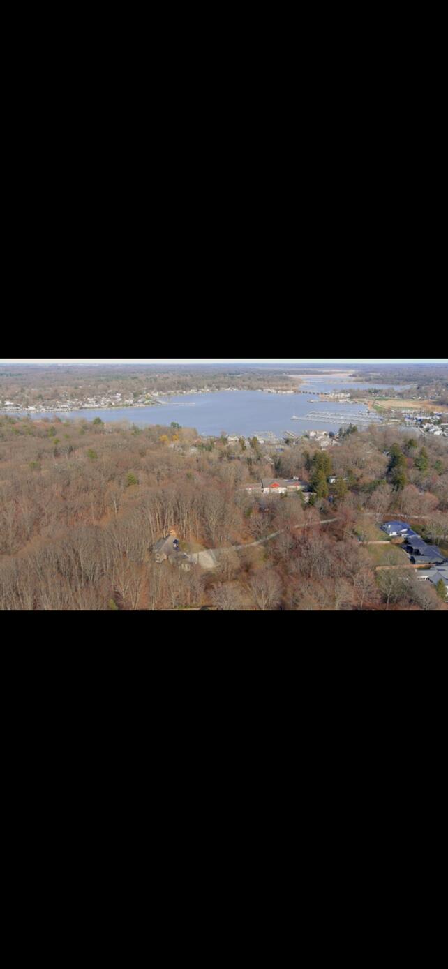 582 Campbell Road Saugatuck MI 49453