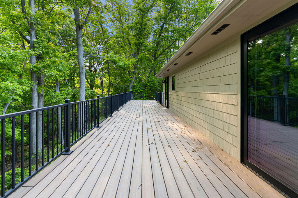 582 Campbell Road Saugatuck MI 49453
