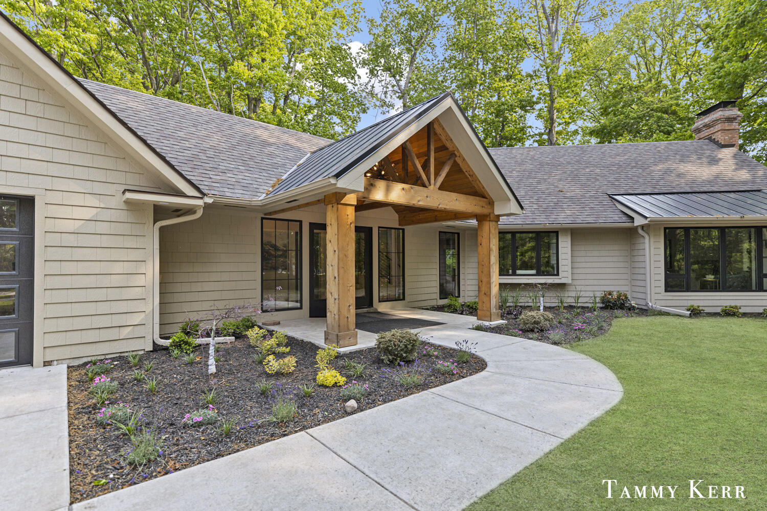 582 Campbell Road Saugatuck MI 49453