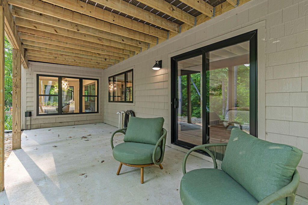 582 Campbell Road Saugatuck MI 49453