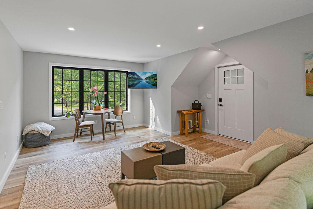 582 Campbell Road Saugatuck MI 49453
