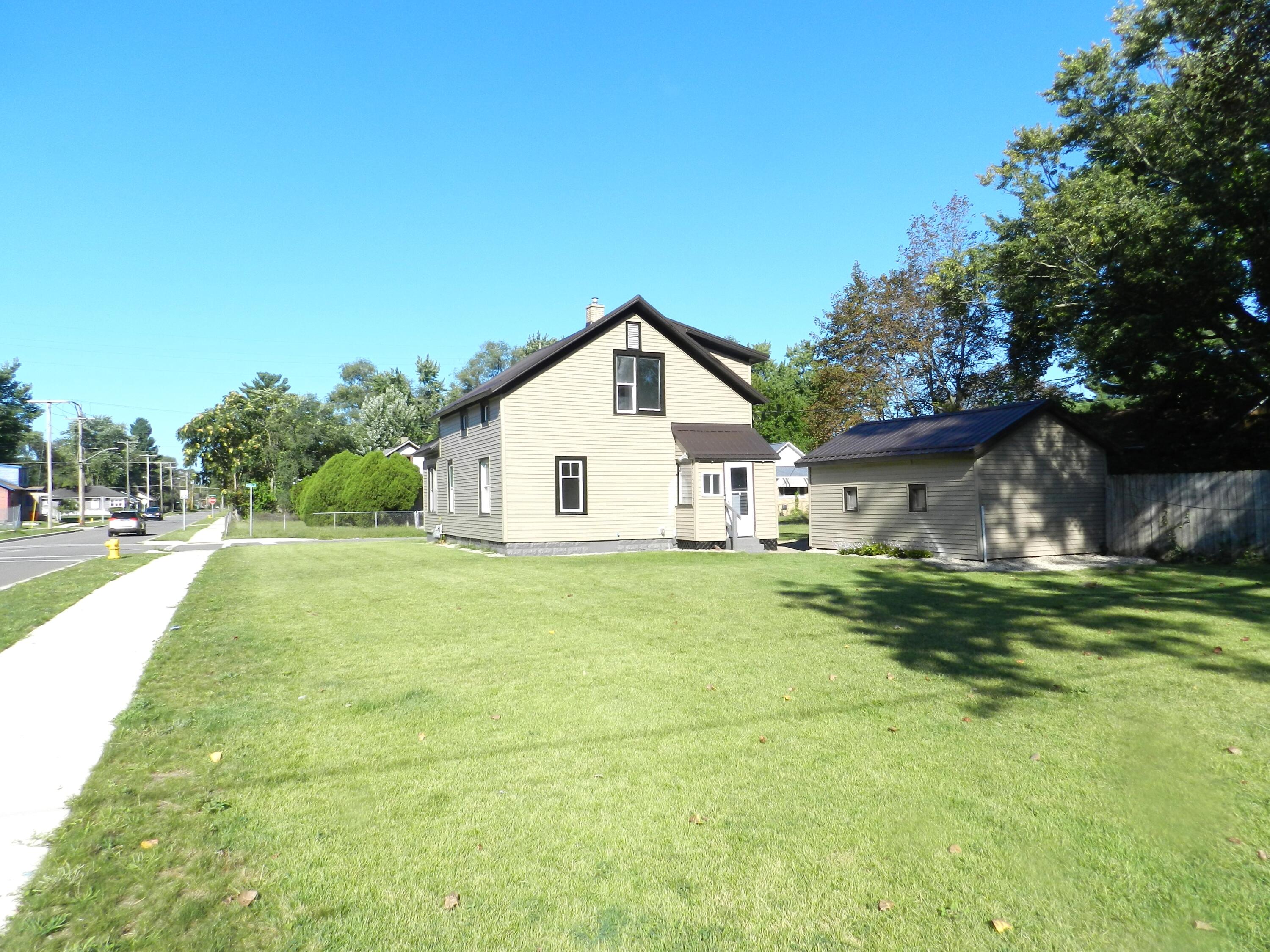 1097 Pearl Street Benton Harbor MI 49022