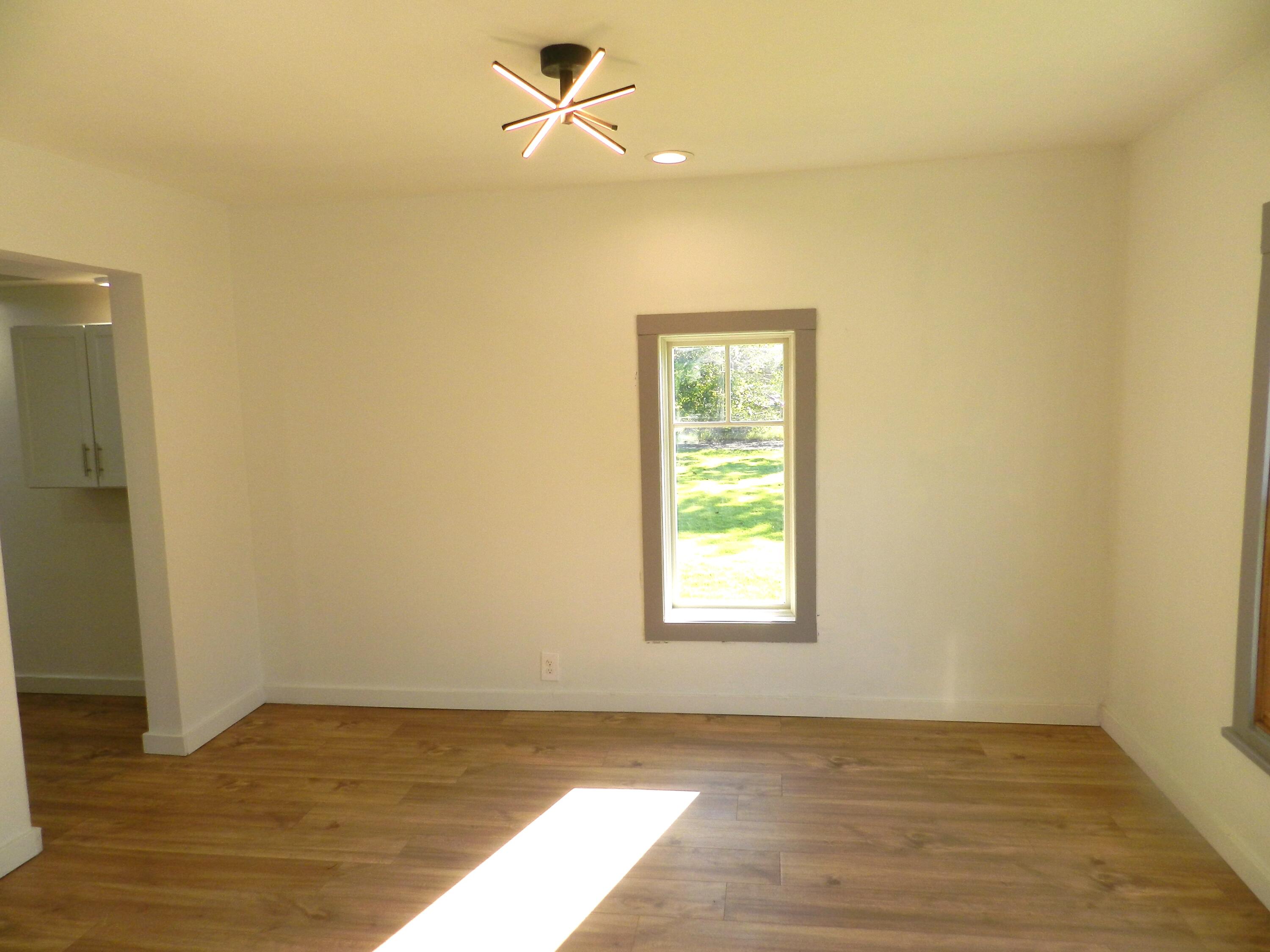 1097 Pearl Street Benton Harbor MI 49022