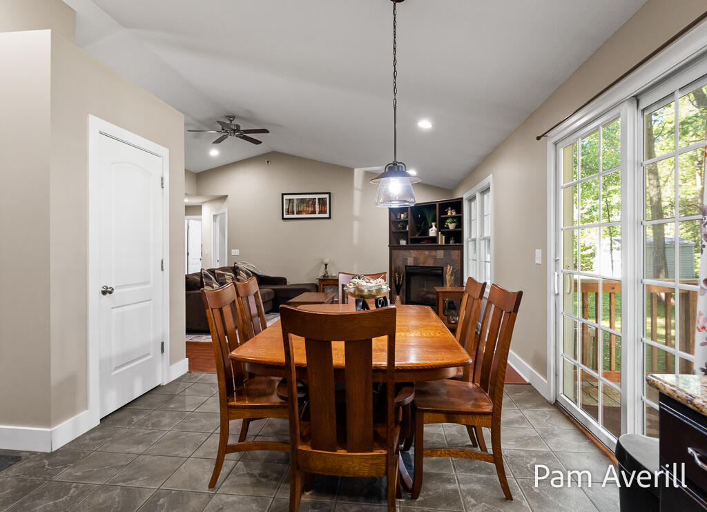 2470 Hiawatha Trail Muskegon MI 49445