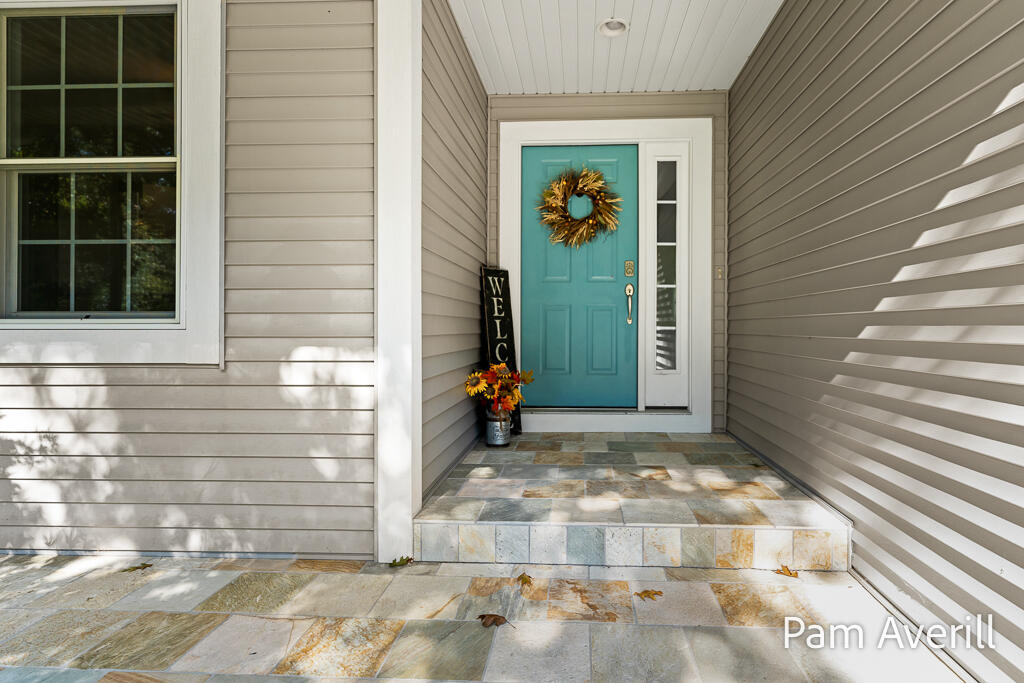 2470 Hiawatha Trail Muskegon MI 49445