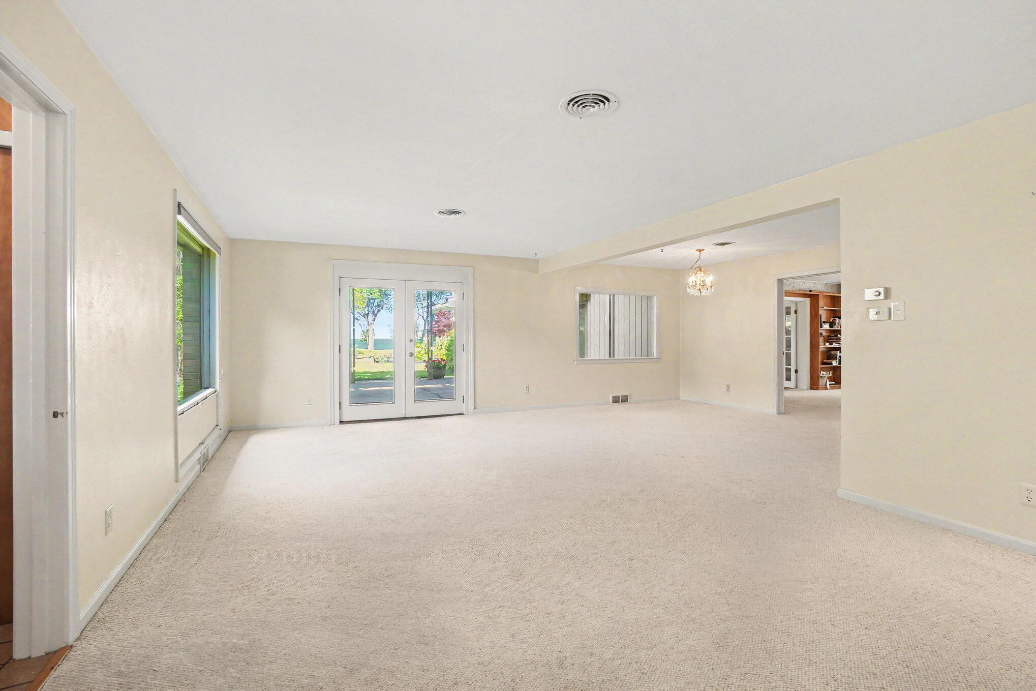 51 Pine Street South Haven MI 49090