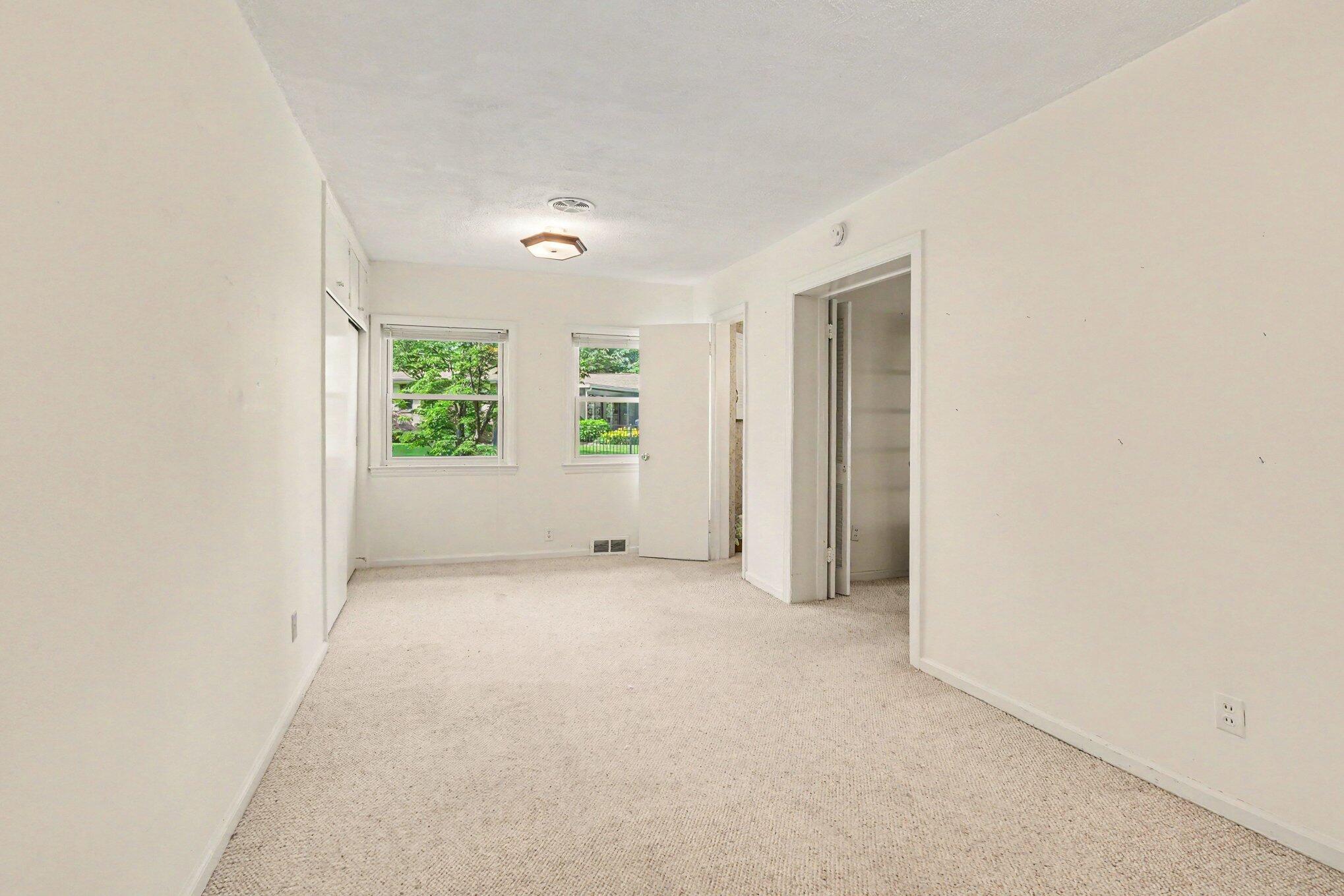 51 Pine Street South Haven MI 49090