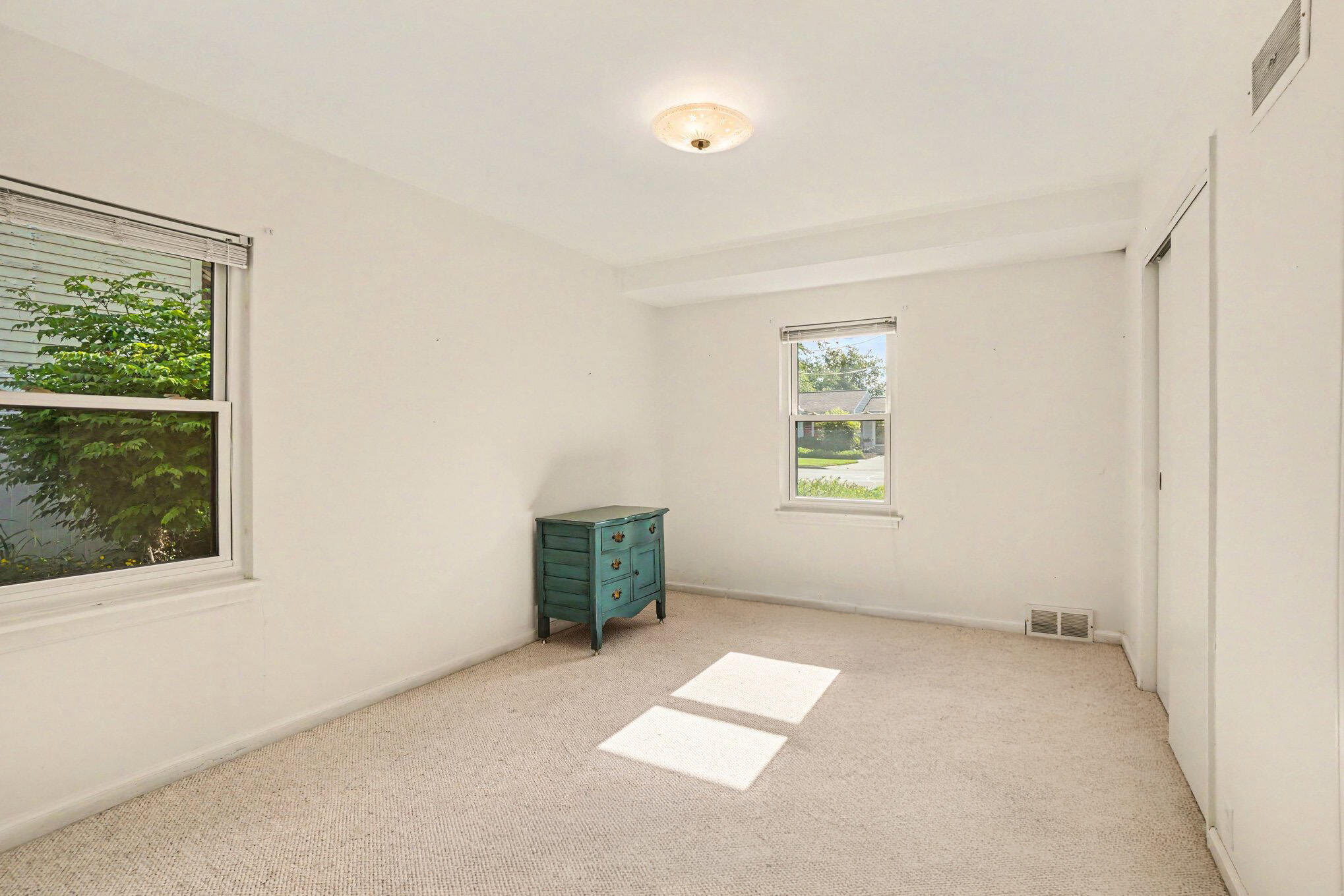 51 Pine Street South Haven MI 49090