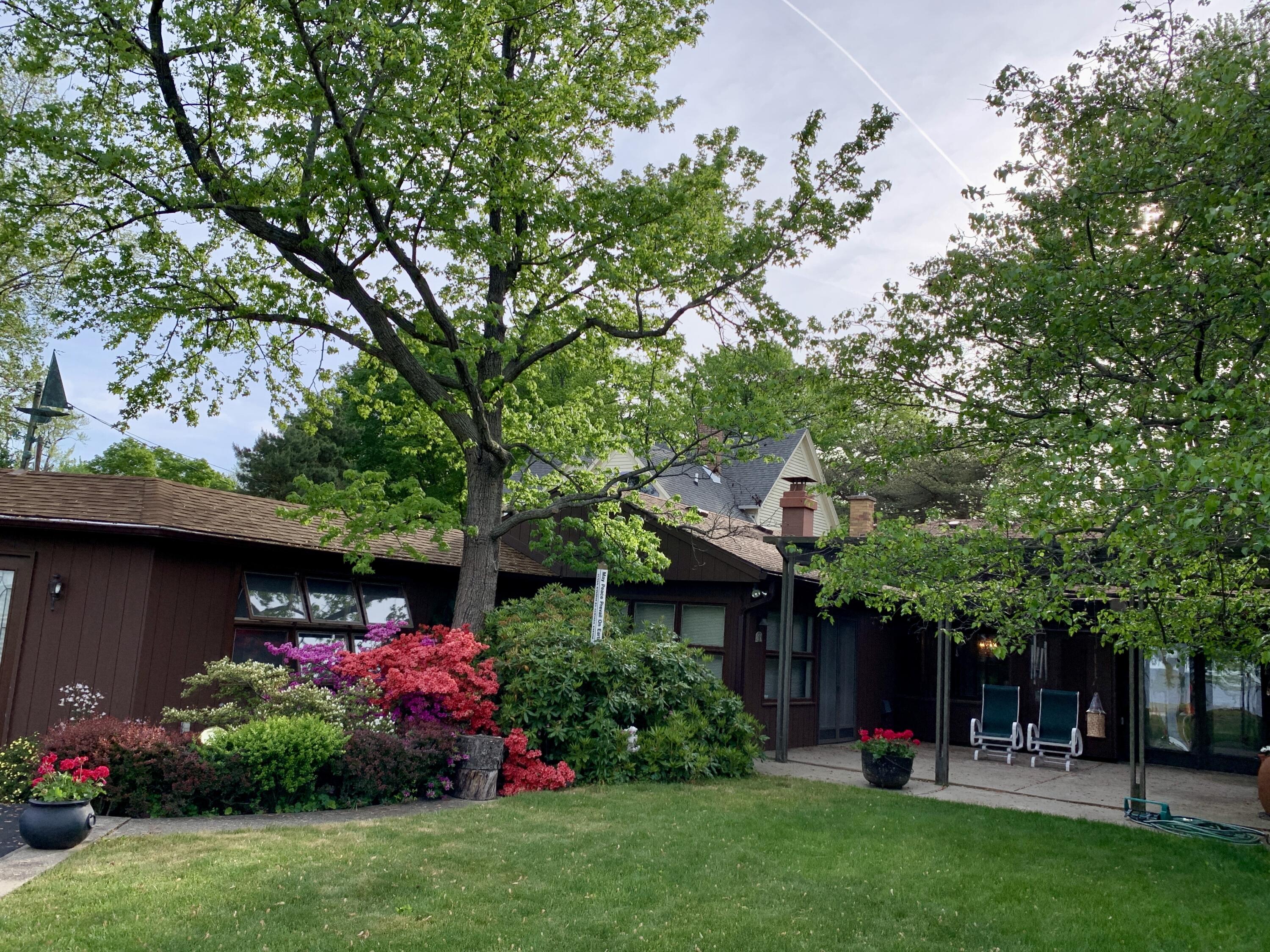 51 Pine Street South Haven MI 49090