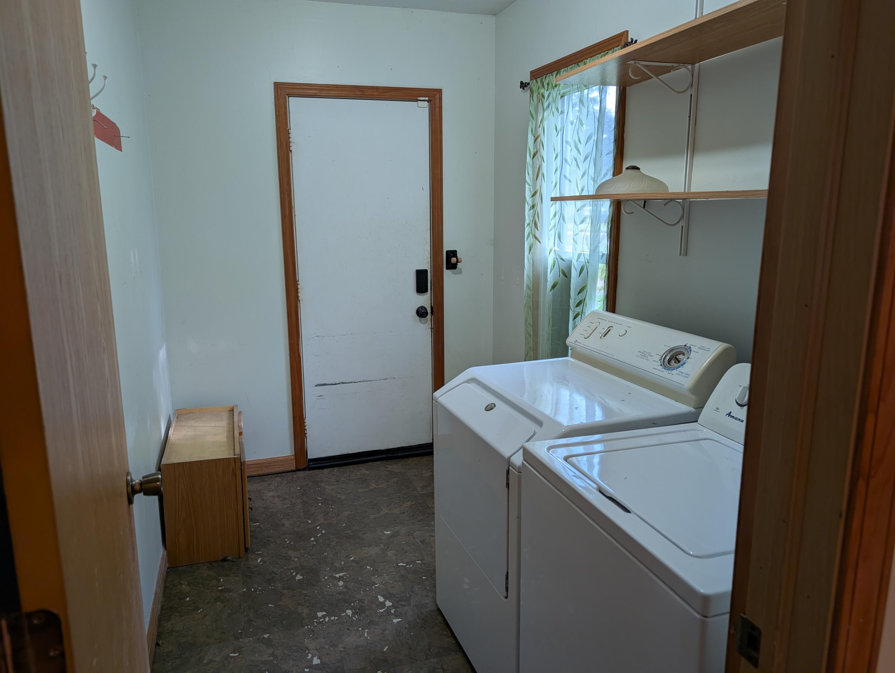 324 S East Street Cassopolis MI 49031