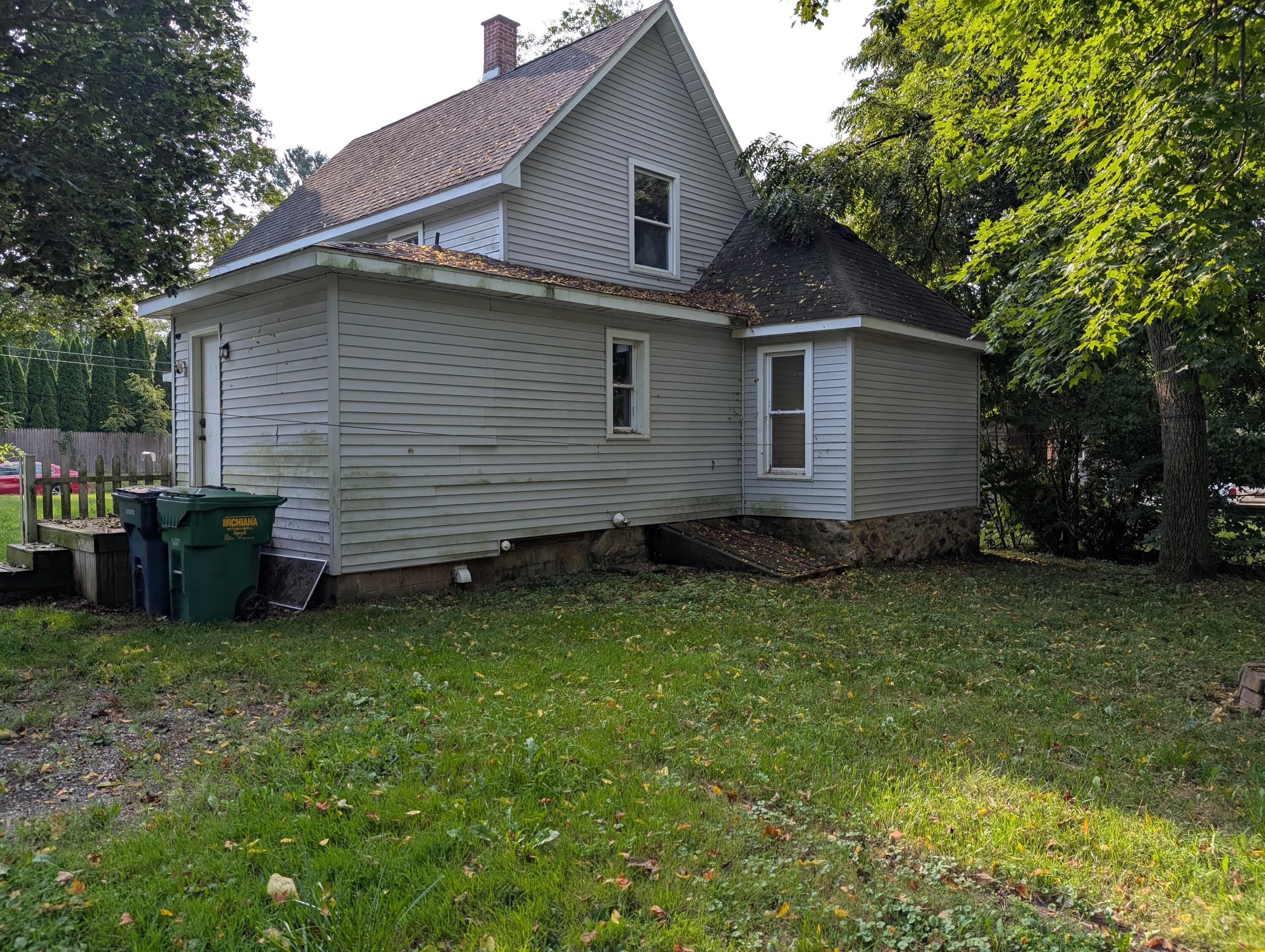 324 S East Street Cassopolis MI 49031
