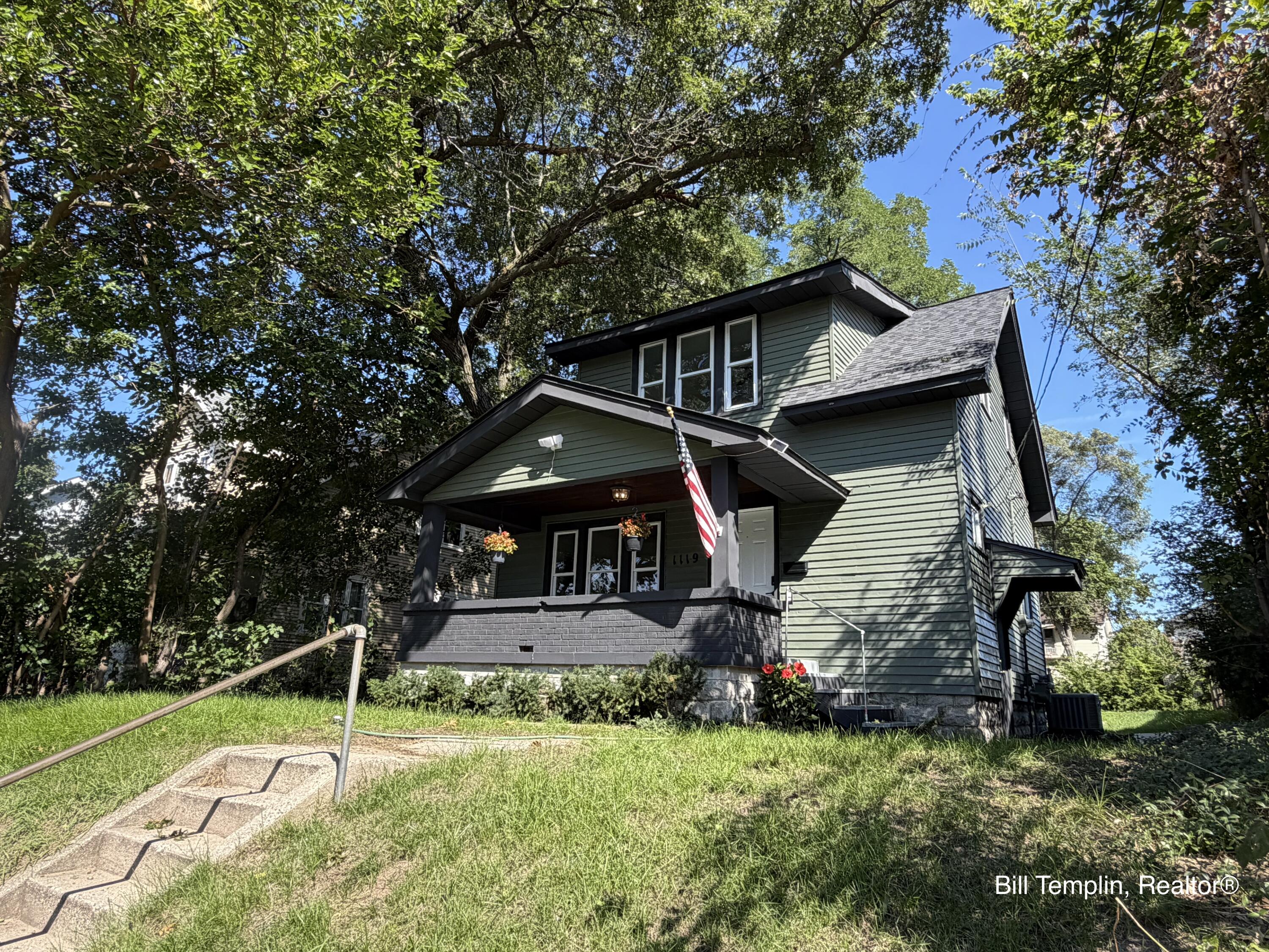 1119 Watkins Street SE Grand Rapids MI 49507