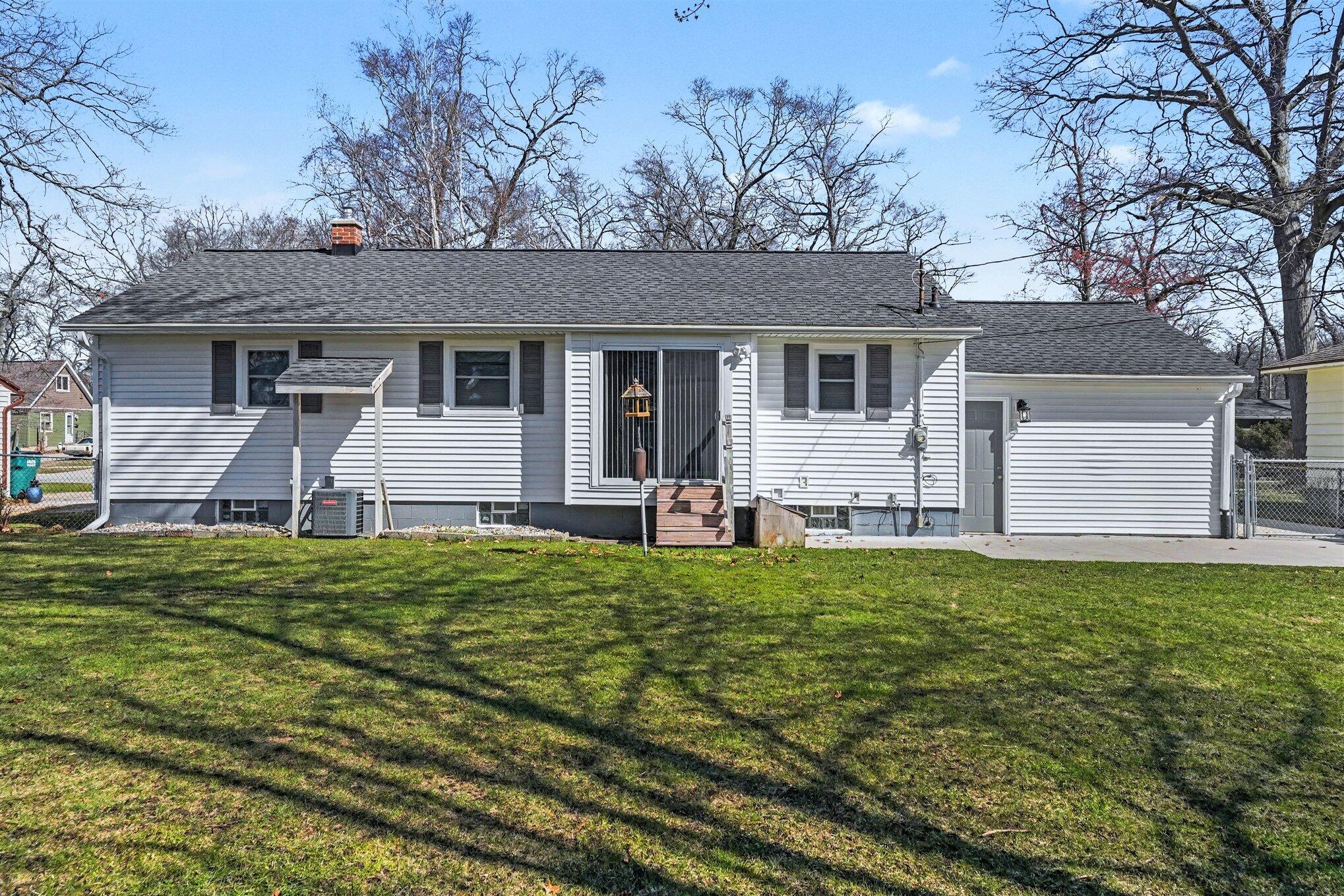 1657 Leif Avenue Norton Shores MI 49441