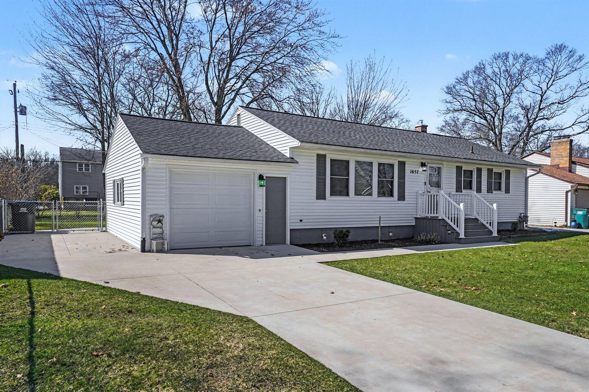 1657 Leif Avenue Norton Shores MI 49441