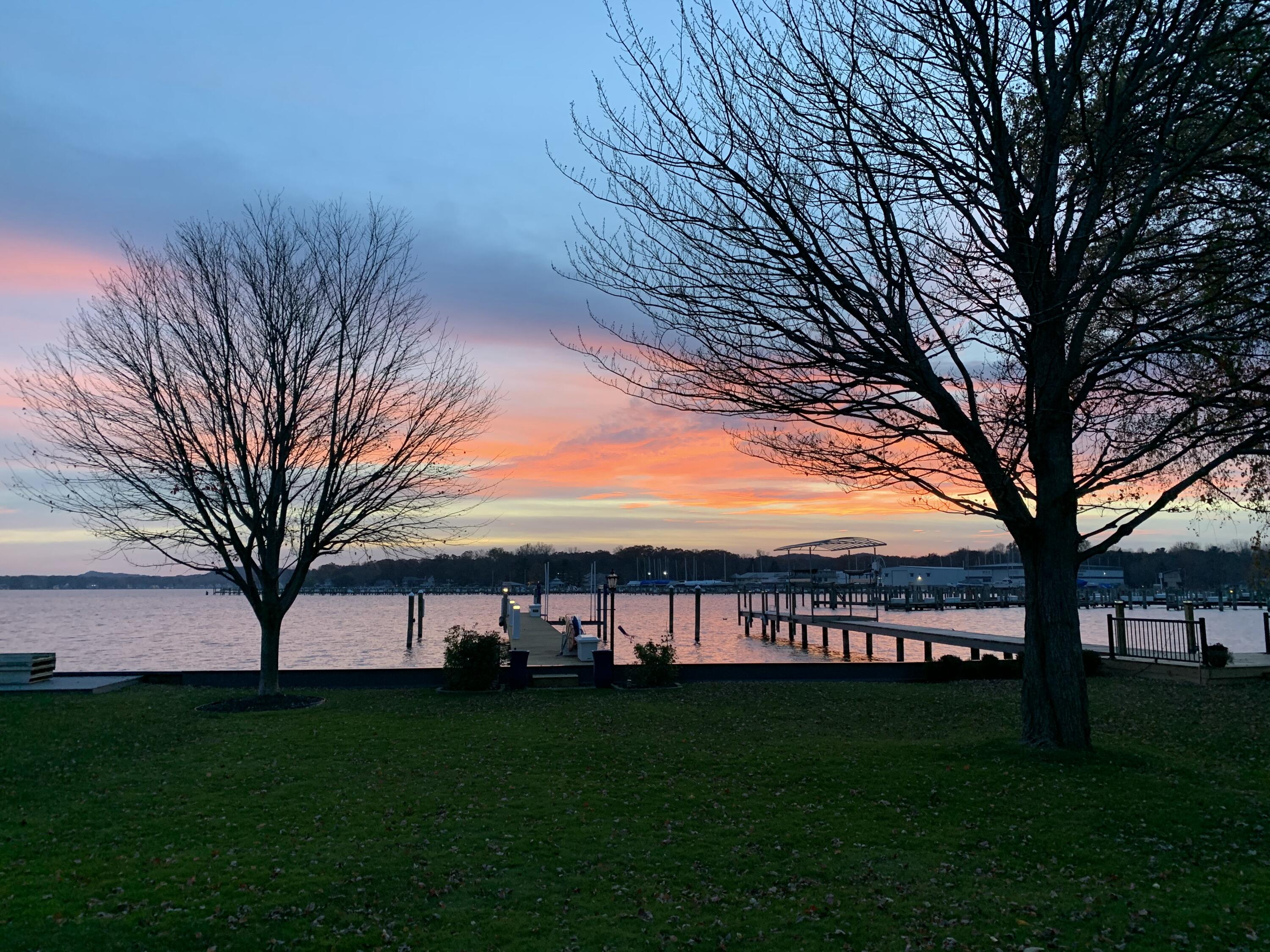 1738 Waukazoo Drive Holland MI 49424