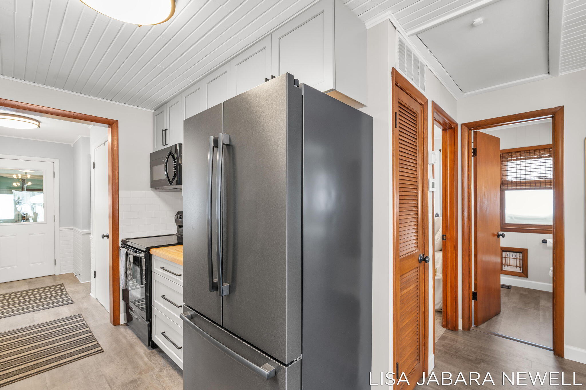 1738 Waukazoo Drive Holland MI 49424