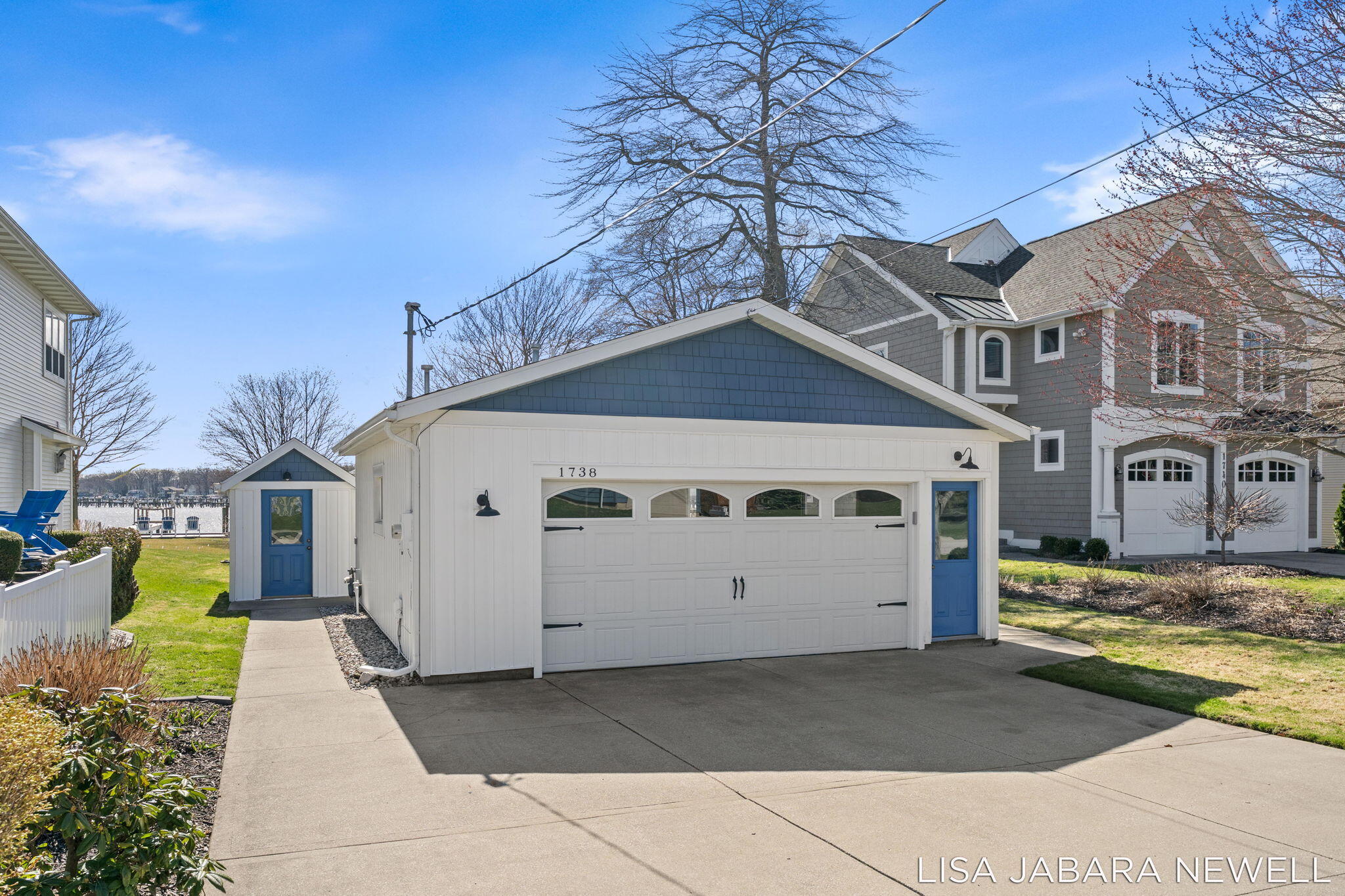 1738 Waukazoo Drive Holland MI 49424