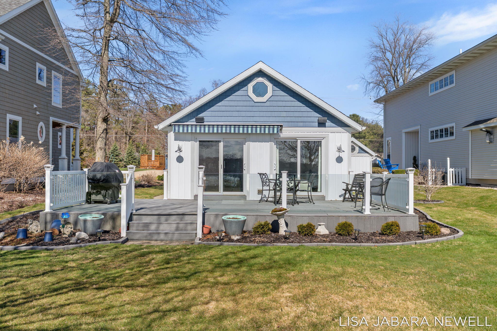 1738 Waukazoo Drive Holland MI 49424