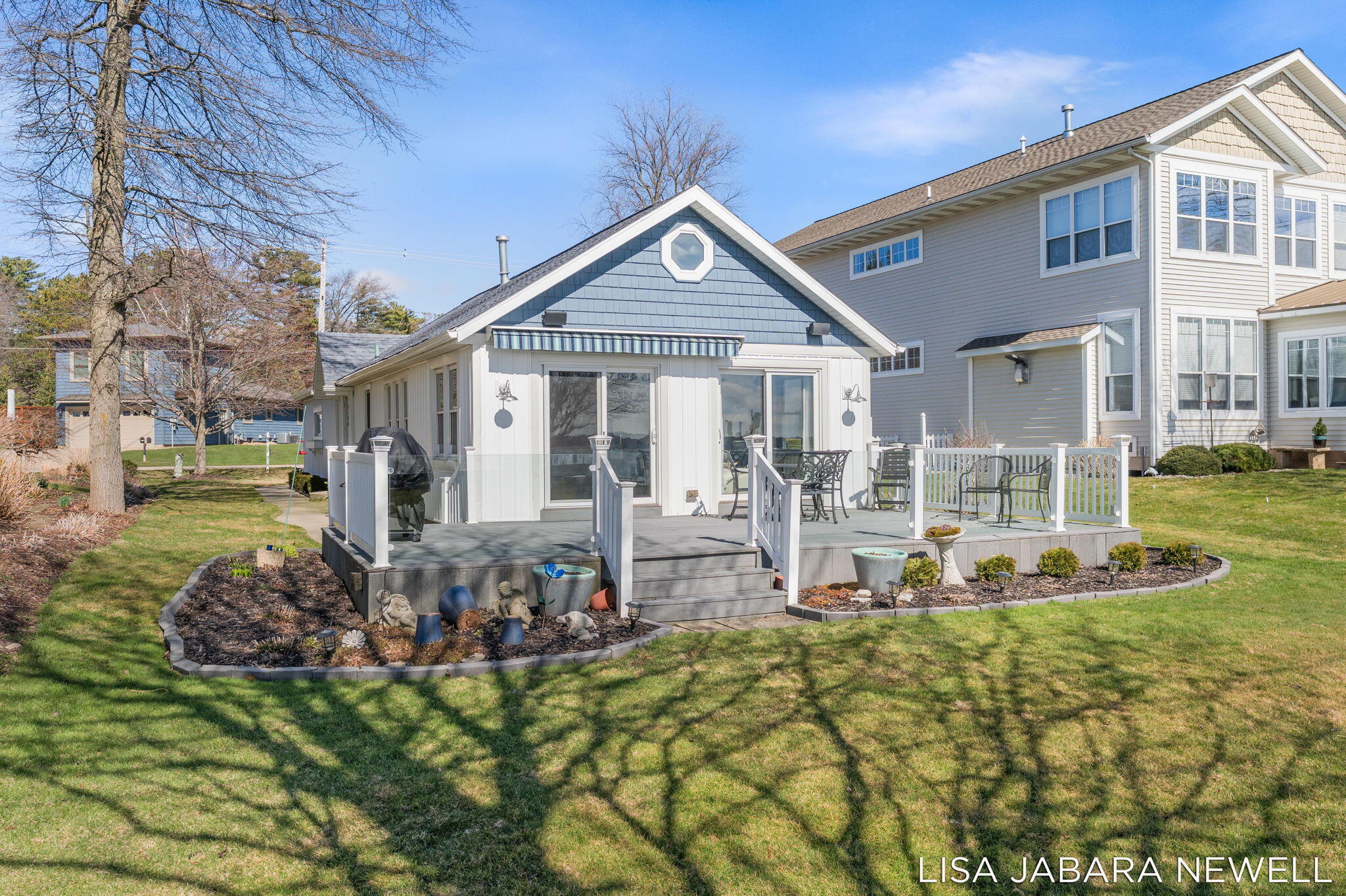 1738 Waukazoo Drive Holland MI 49424