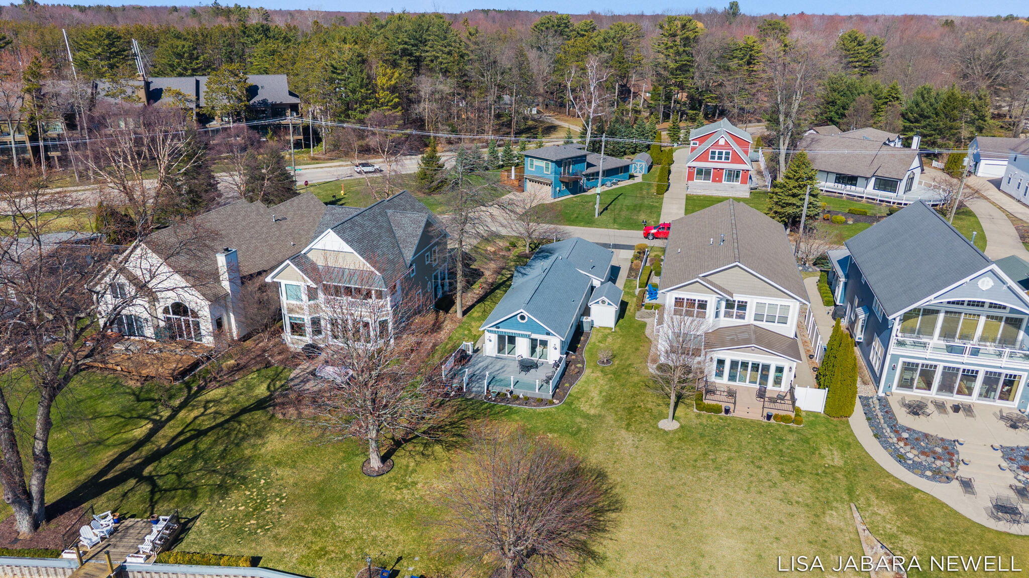 1738 Waukazoo Drive Holland MI 49424