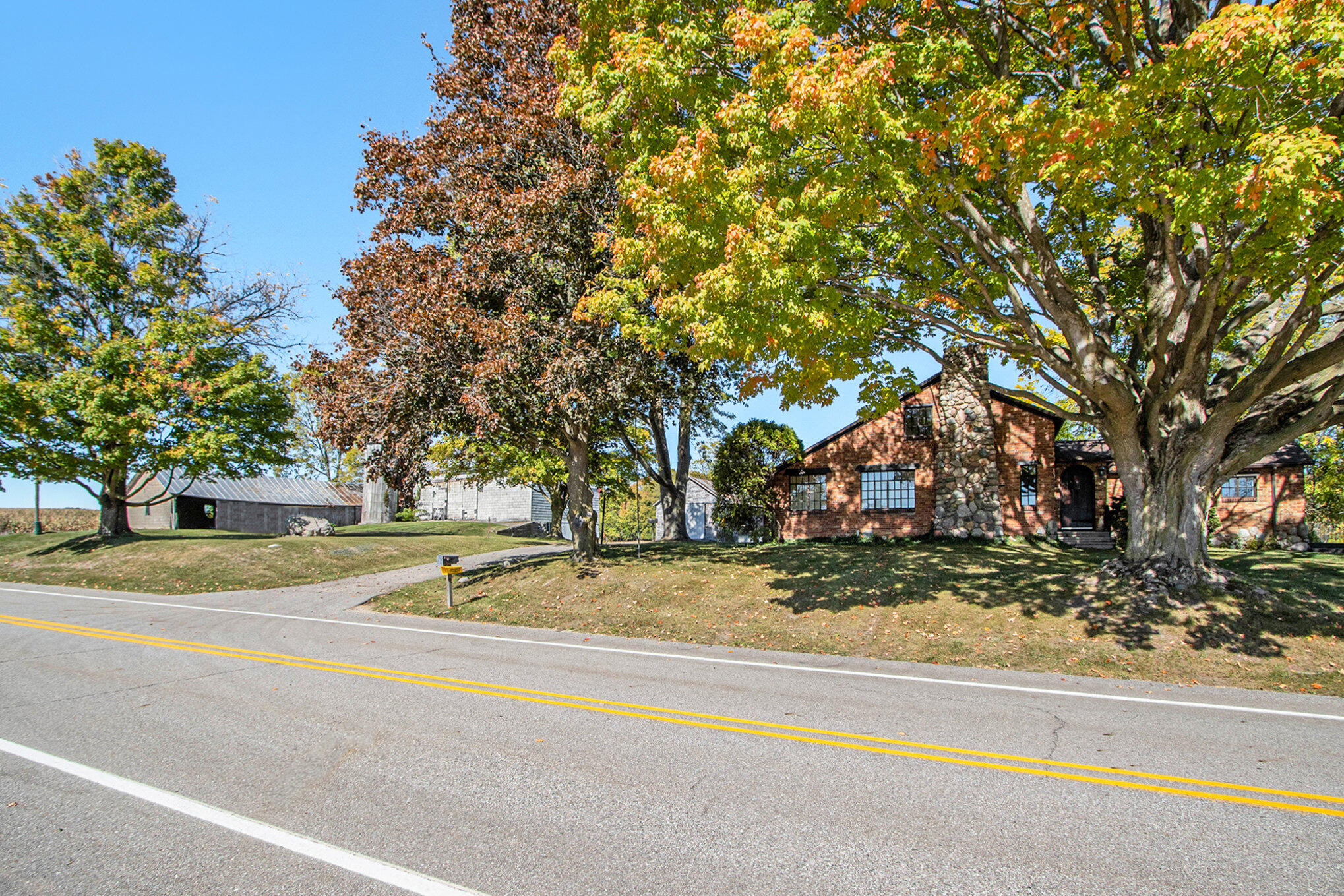 3127 127th Avenue Allegan MI 49010