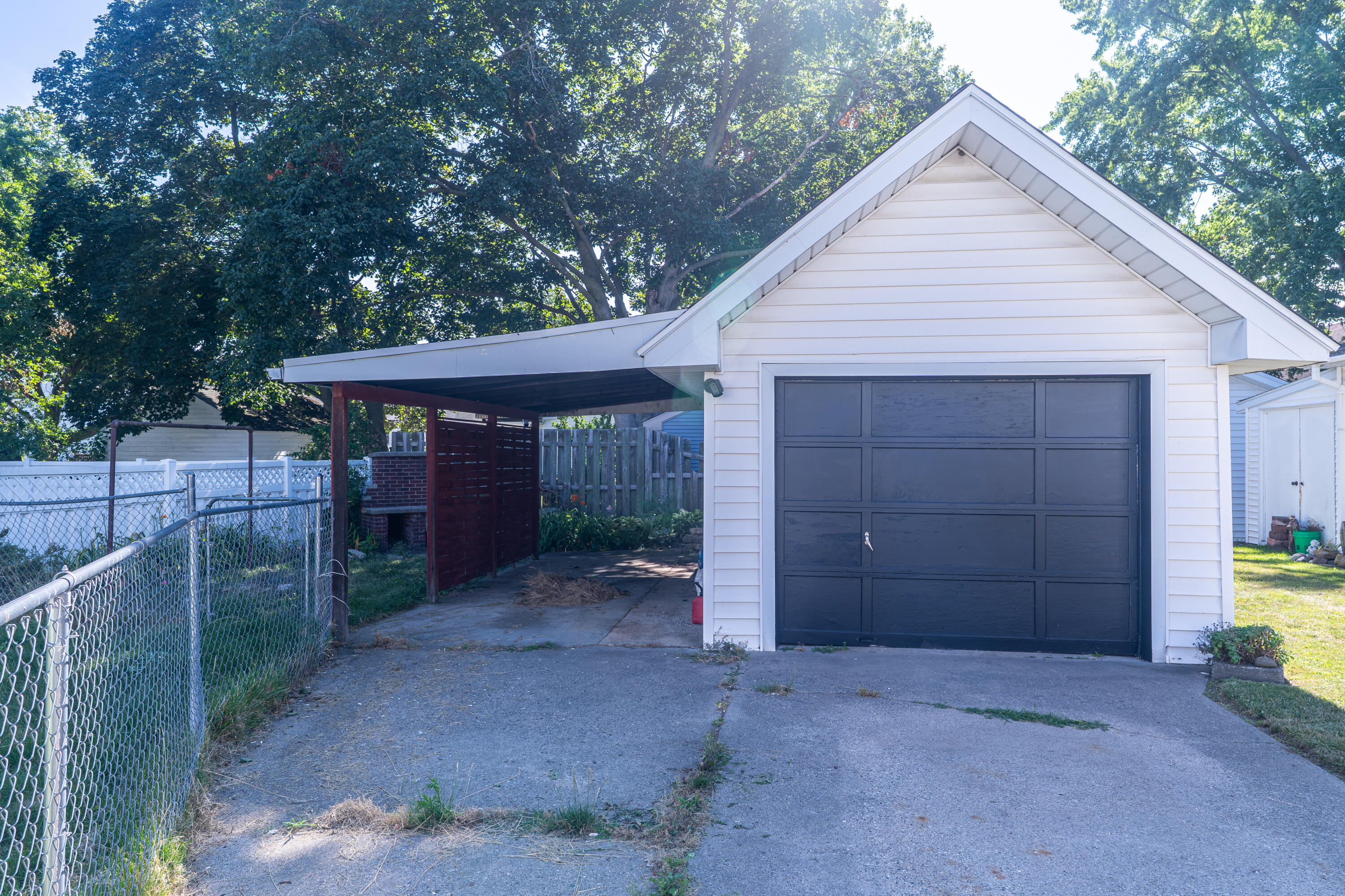 1444 Pine Avenue NW Grand Rapids MI 49504