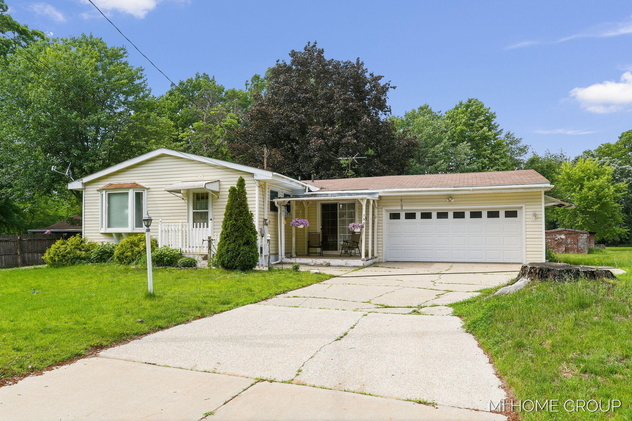155 Burke Avenue Holland MI 49424